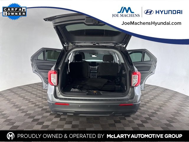 Used 2023 Ford Explorer XLT image 17