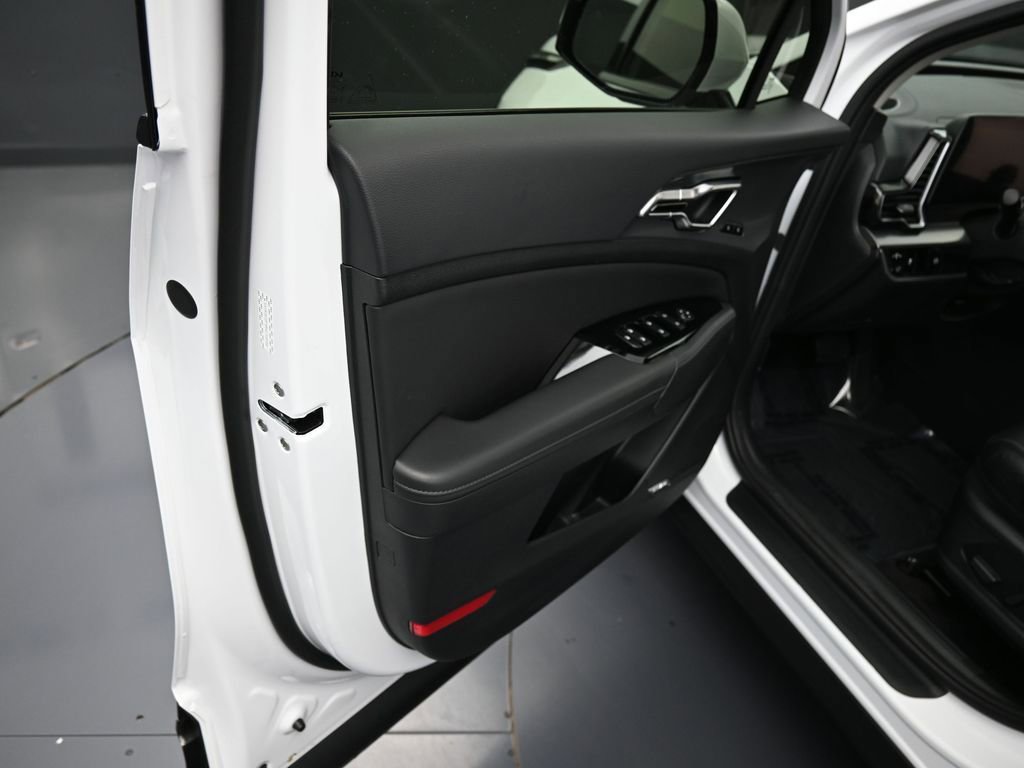 Used 2024 Kia Sportage SX image 13