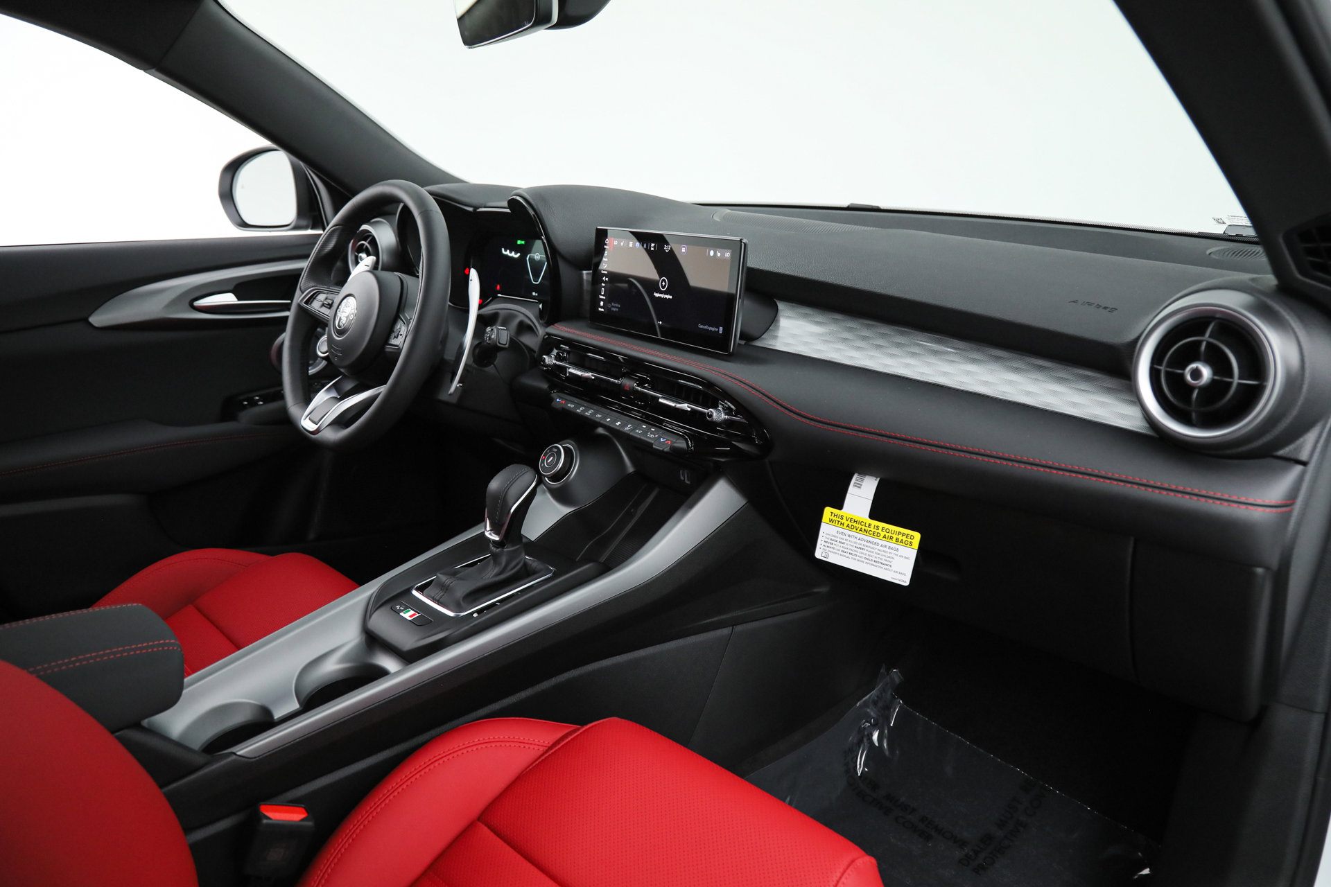New 2026 Alfa Romeo Tonale Veloce w/ Quick Order Package 23H Volce image 14