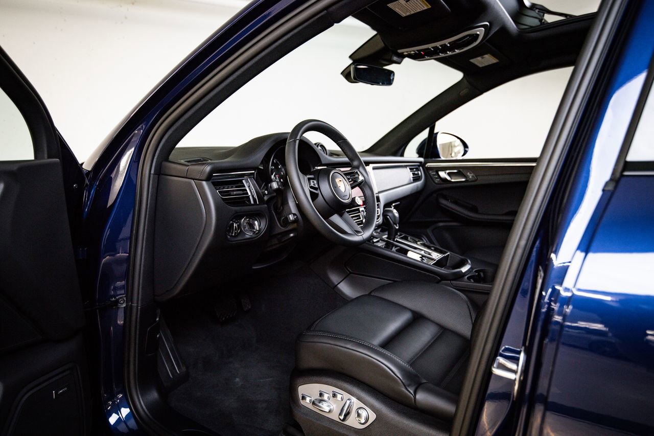 New 2026 Porsche Macan GTS AWD/4WD image 4