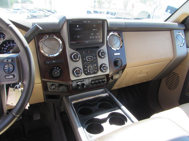 Used 2015 Ford F250 Lariat w/ Lariat Ultimate Package AWD/4WD image 16