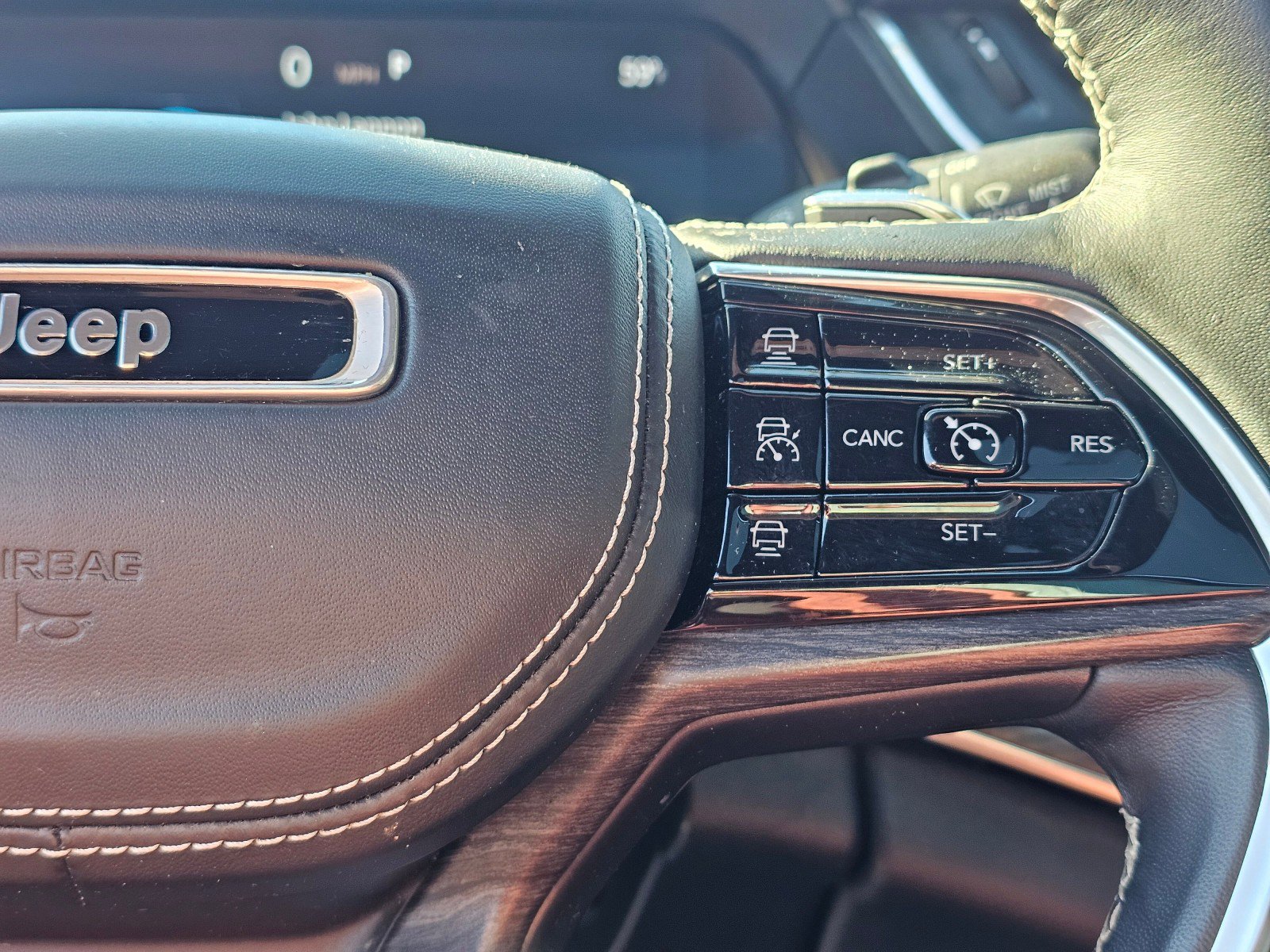 Used 2021 Jeep Grand Cherokee L Overland w/ MOPAR Finishing Package image 31