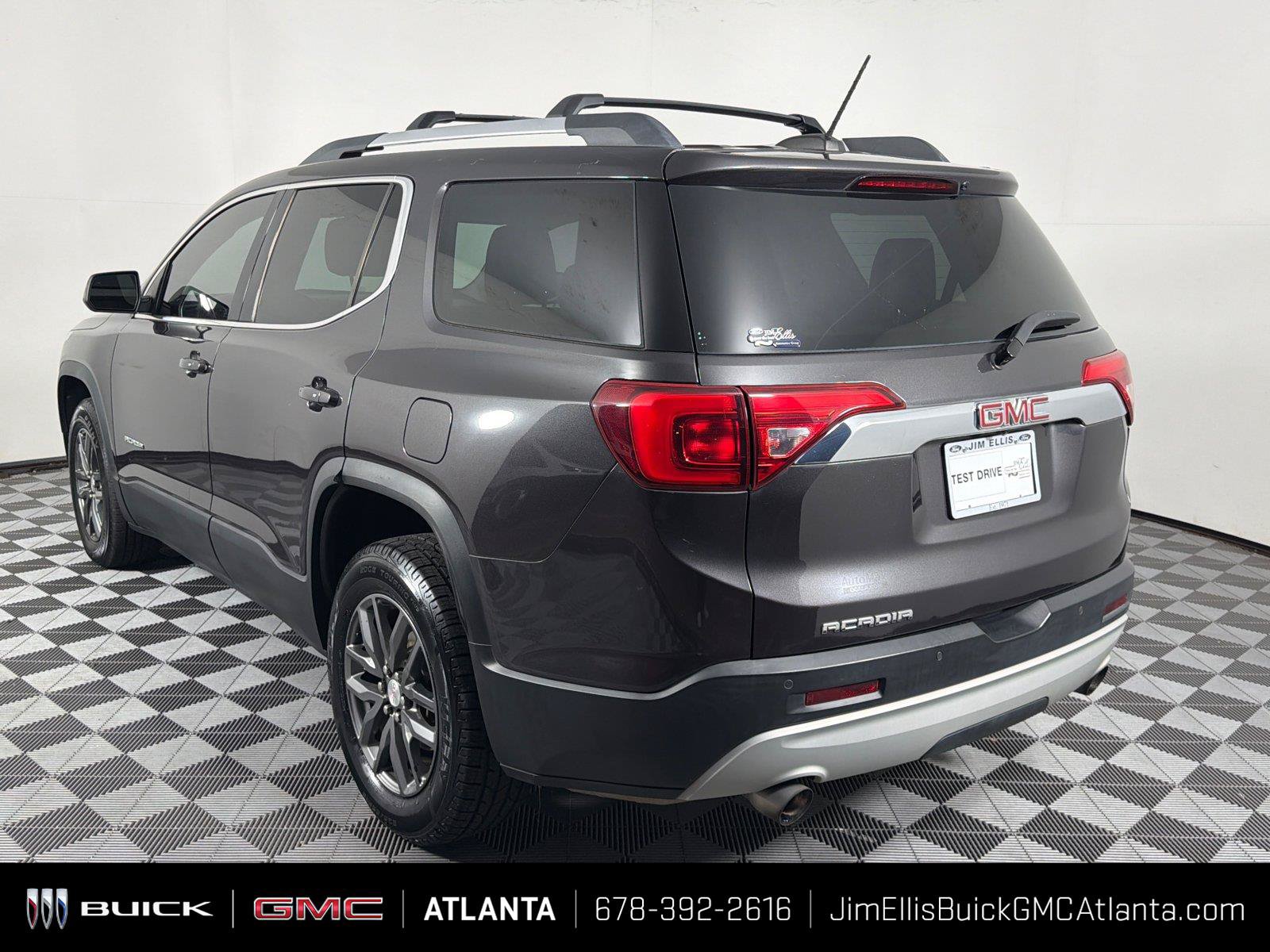 Used 2018 GMC Acadia SLT FWD image 5