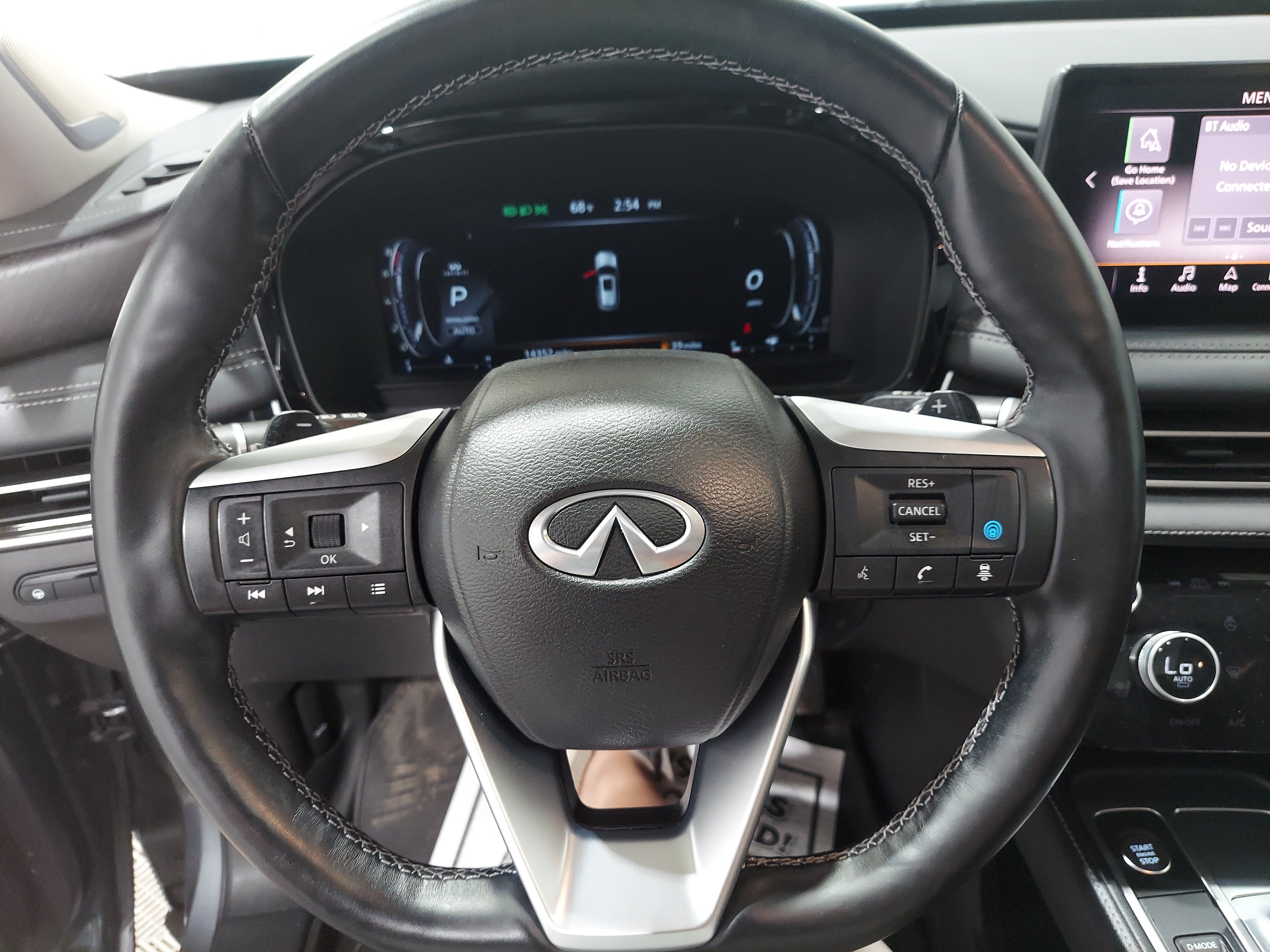 Used 2024 INFINITI QX60 Sensory AWD/4WD image 8