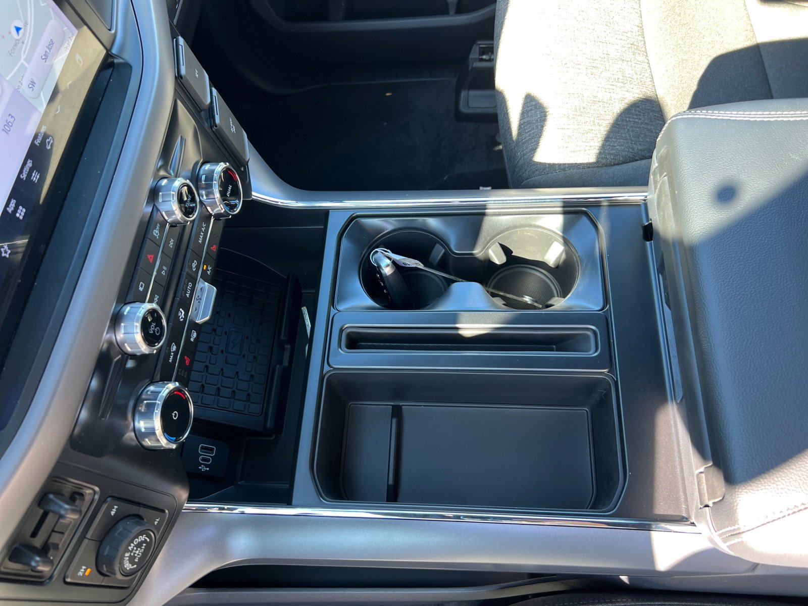 New 2025 Ford F150 XLT w/ Equipment Group 303A High image 13