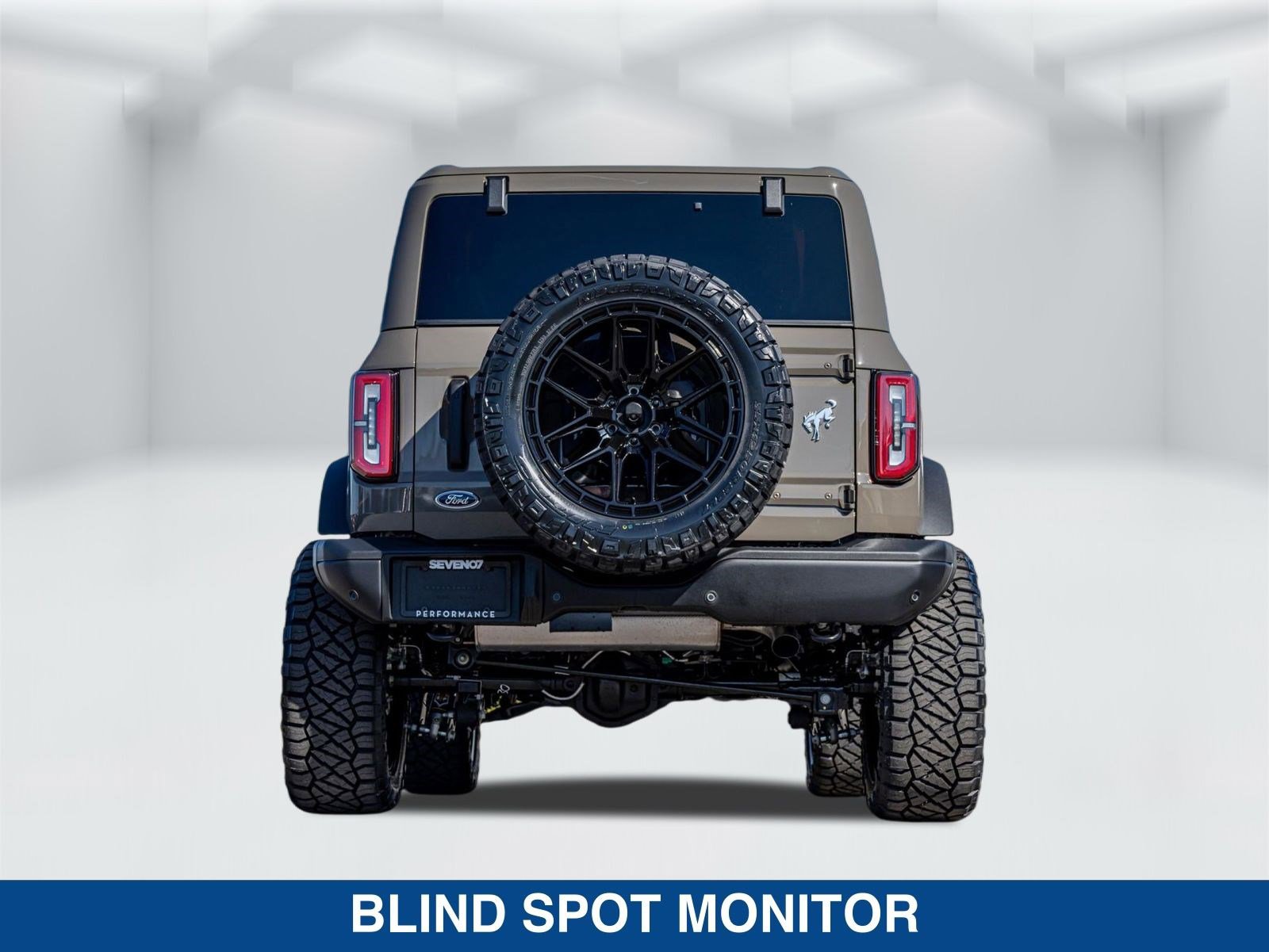 New 2025 Ford Bronco Badlands image 5