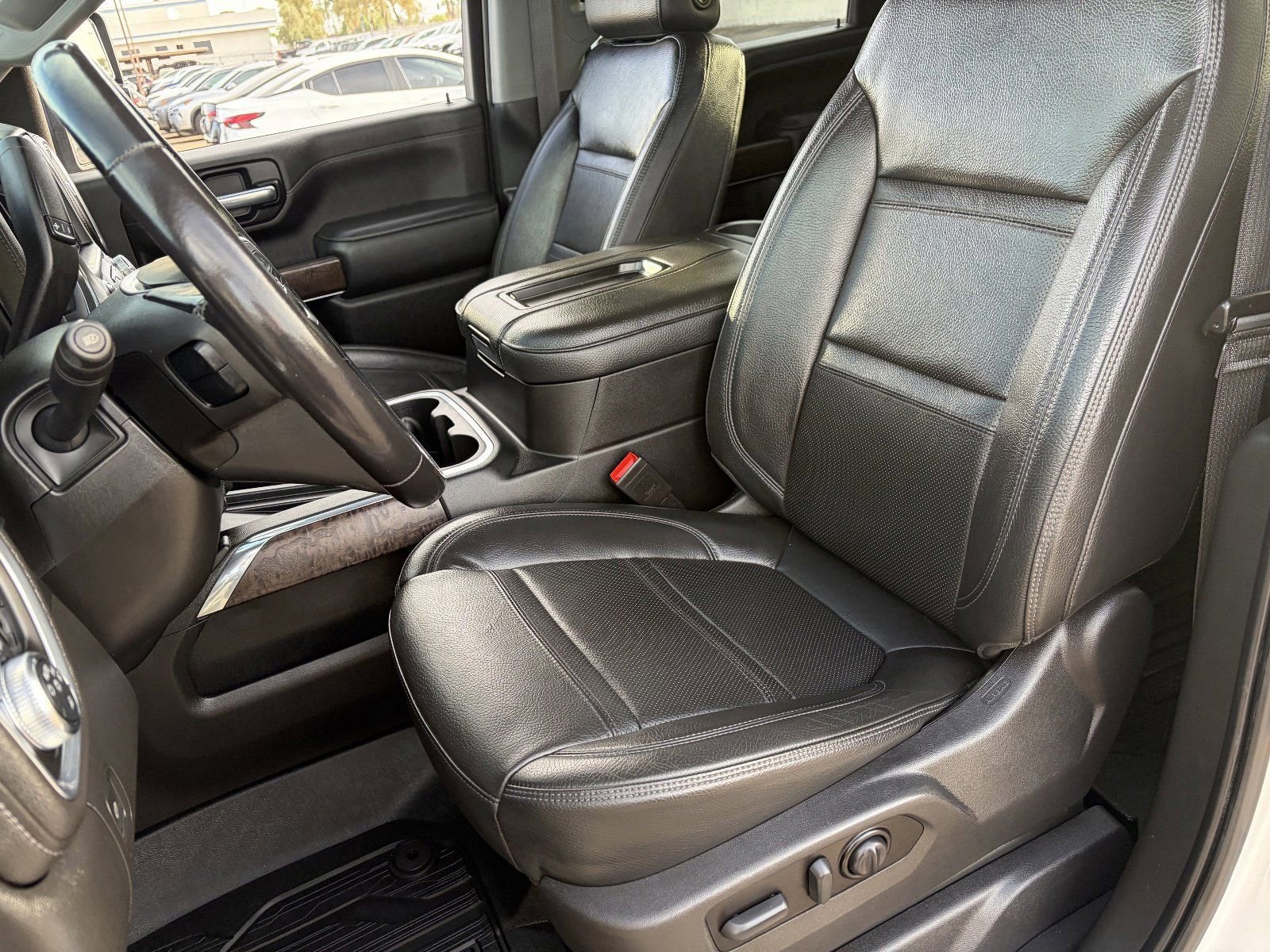 Used 2022 GMC Sierra 3500 Denali w/ Denali Ultimate Package AWD/4WD image 21