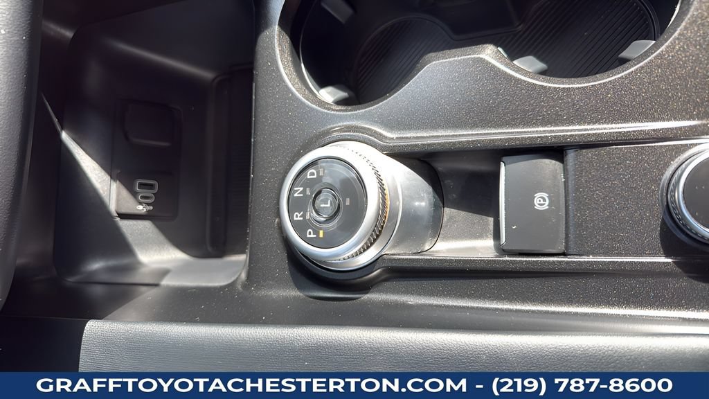 Used 2026 Ford Explorer ST-Line w/ ST-Line Street Pack AWD/4WD image 17