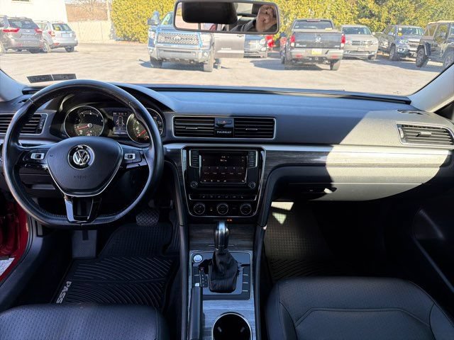 Used 2018 Volkswagen Passat 2.0T SE FWD image 27