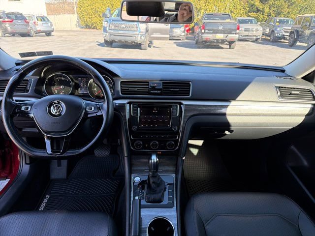 Used 2018 Volkswagen Passat 2.0T SE image 27