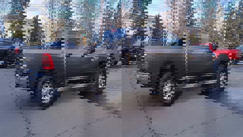 Used 2023 RAM 3500 Tradesman w/ Safety Group image 9