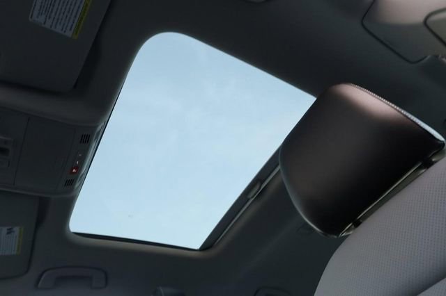 New 2026 Volkswagen Jetta SEL image 9