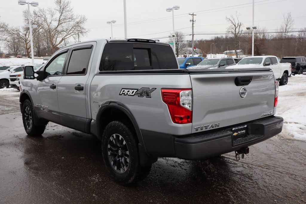 Used 2018 Nissan Titan PRO-4X image 28