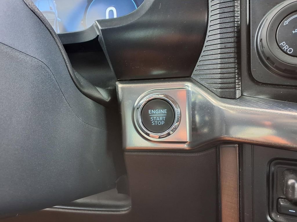 Used 2024 Ford F150 King Ranch w/ FX4 Off-Road Package image 33