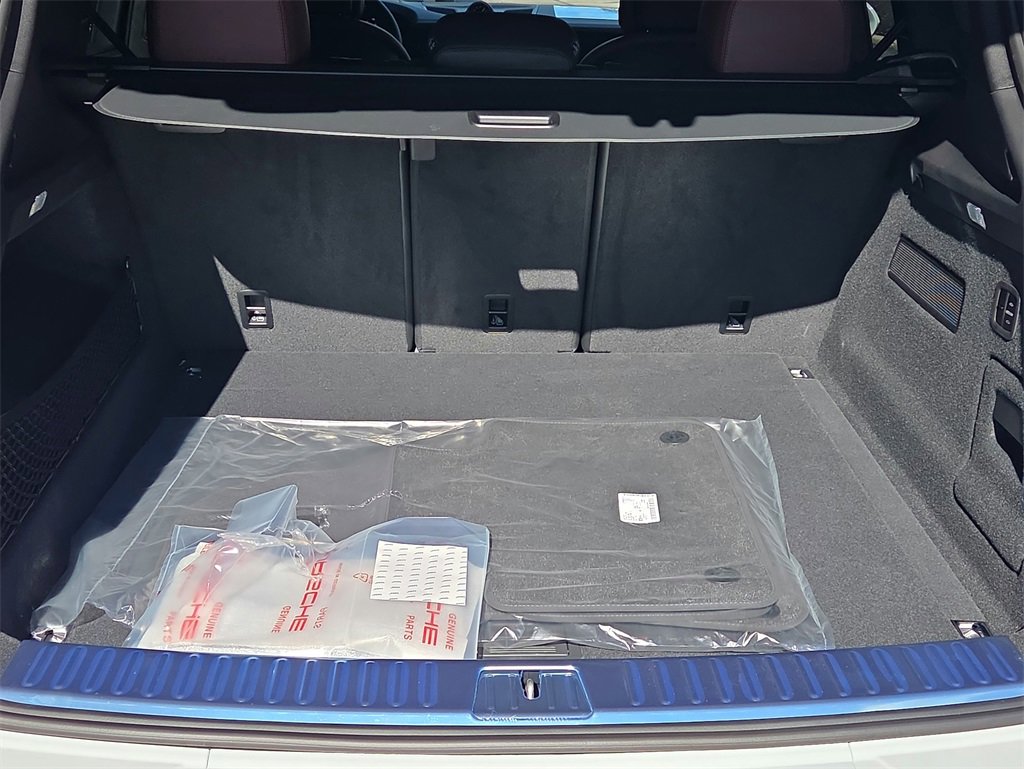 New 2026 Porsche Cayenne GTS image 31