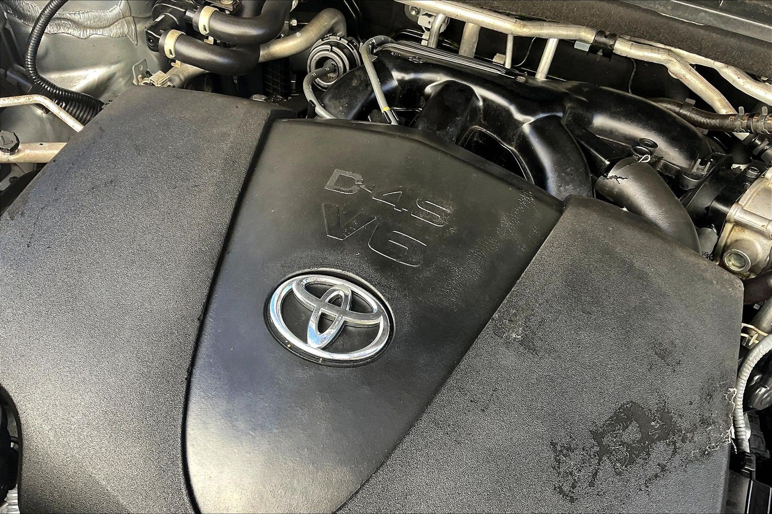 Used 2022 Toyota Highlander XLE FWD image 34