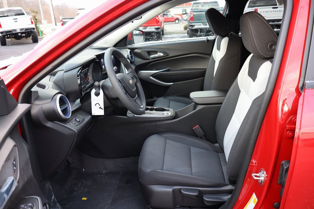 New 2026 Chevrolet Trax LS w/ LS Convenience Package image 5