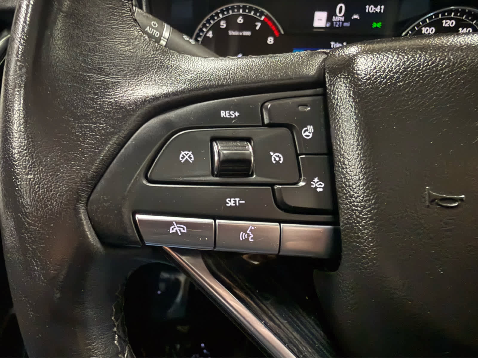 Used 2022 Cadillac XT6 Premium Luxury AWD/4WD image 13
