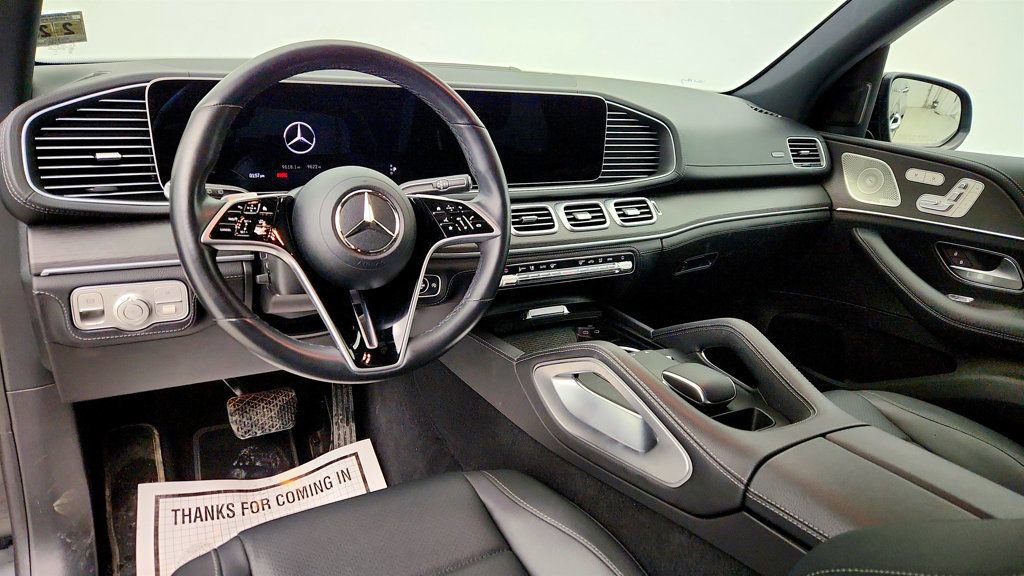 Used 2024 Mercedes-Benz GLE 450 4MATIC w/ AMG Line Exterior image 12