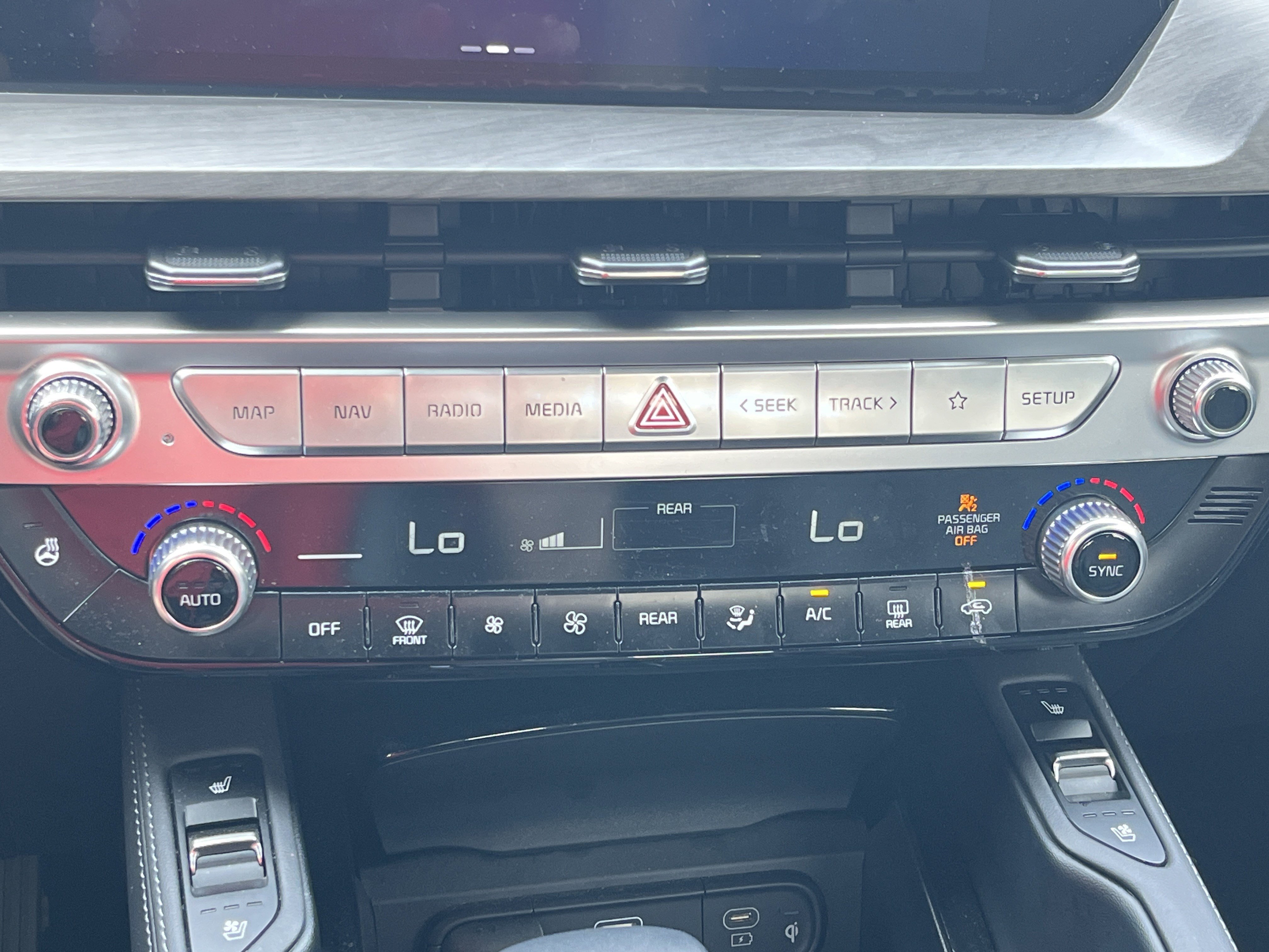 Used 2023 Kia Telluride EX X-Line image 7