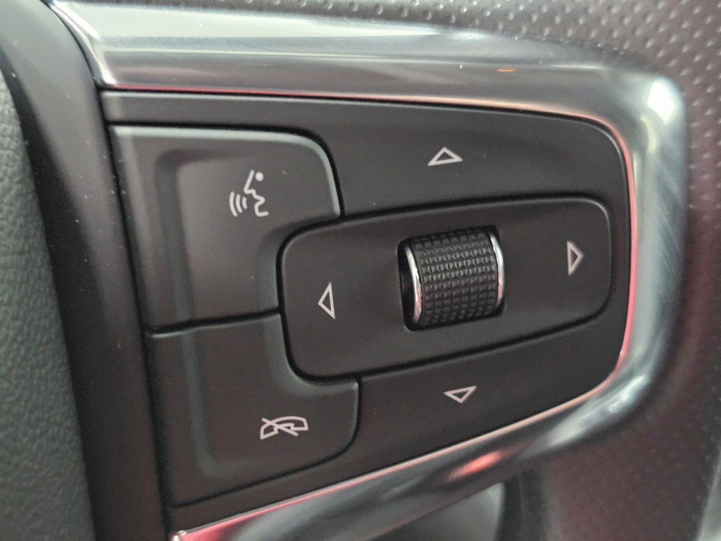 Used 2026 Chevrolet Blazer LT FWD image 32