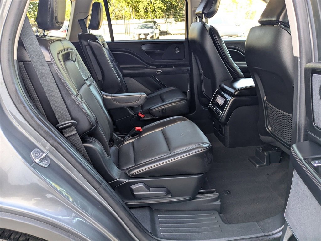 Used 2024 Lincoln Aviator Reserve image 34