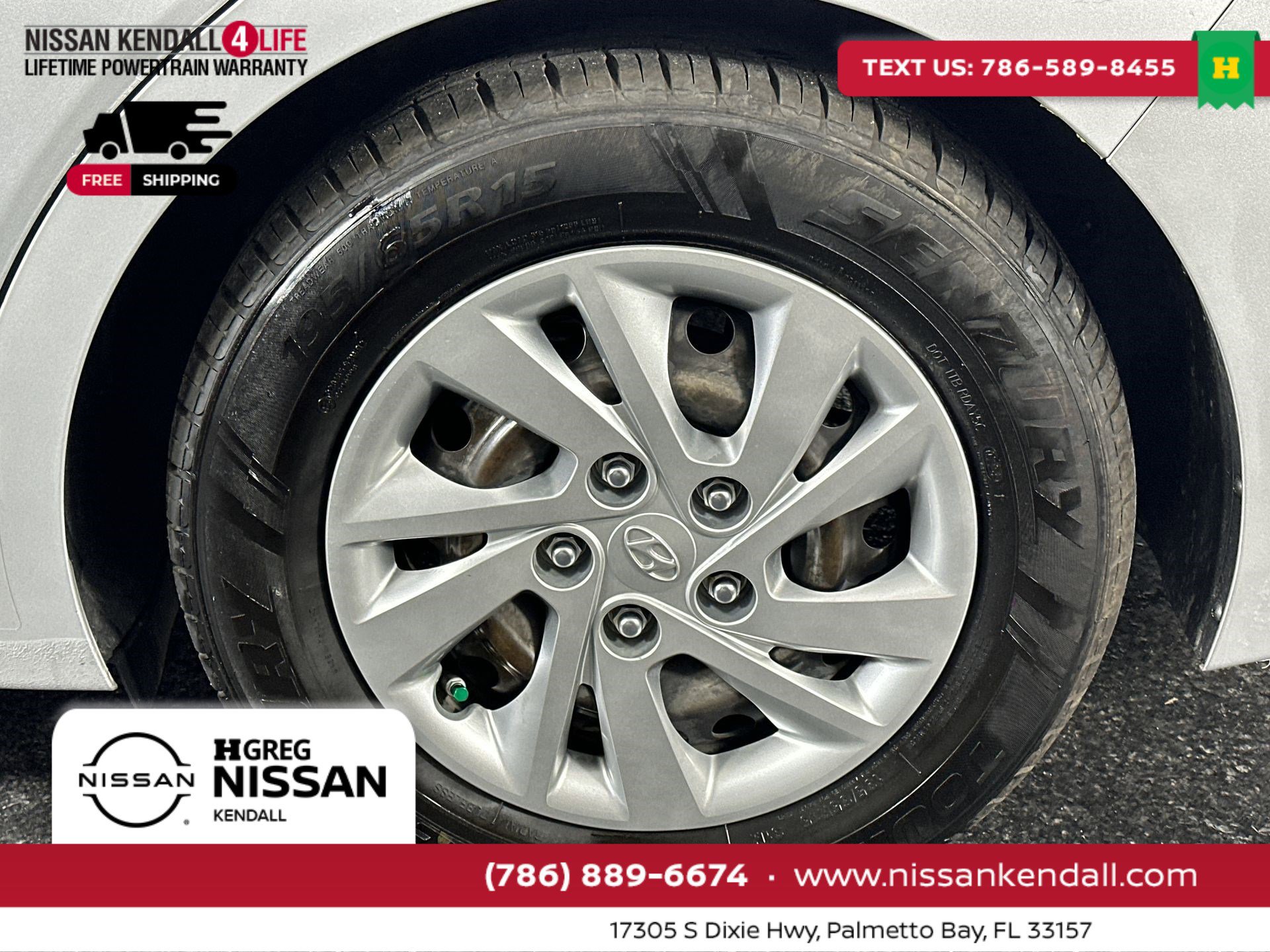 Used 2017 Hyundai Elantra SE image 14