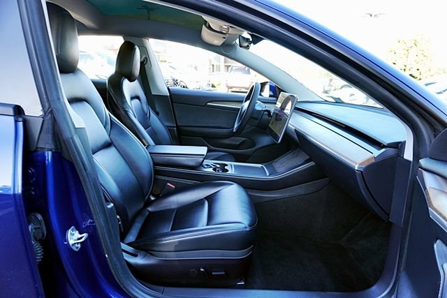 Used 2022 Tesla Model 3 Long Range AWD/4WD image 11