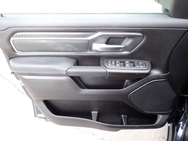 New 2026 RAM 1500 4x4 Crew Cab image 15