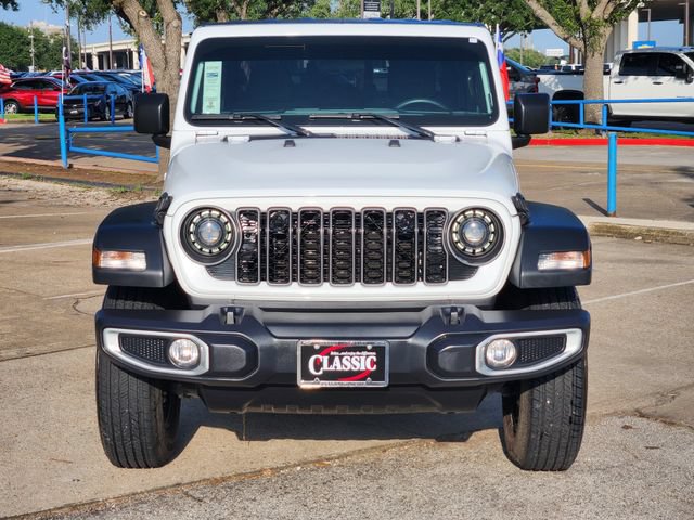 Used 2025 Jeep Gladiator Sport AWD/4WD image 2