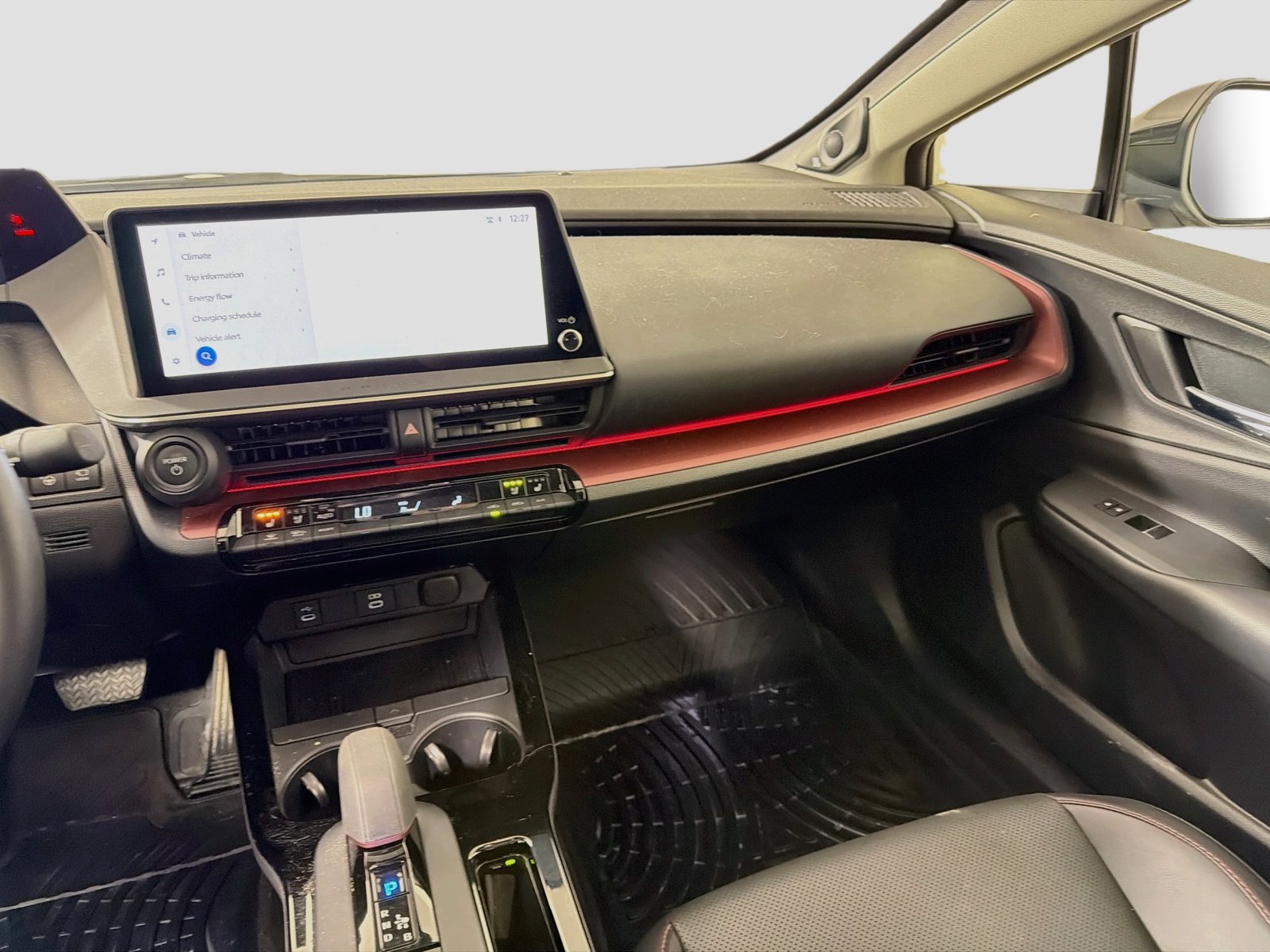 Used 2024 Toyota Prius Prime Premium w/ Advanced Technology Package FWD image 26
