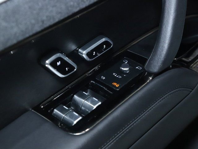 Used 2023 Land Rover Range Rover Sport SE Dynamic image 29