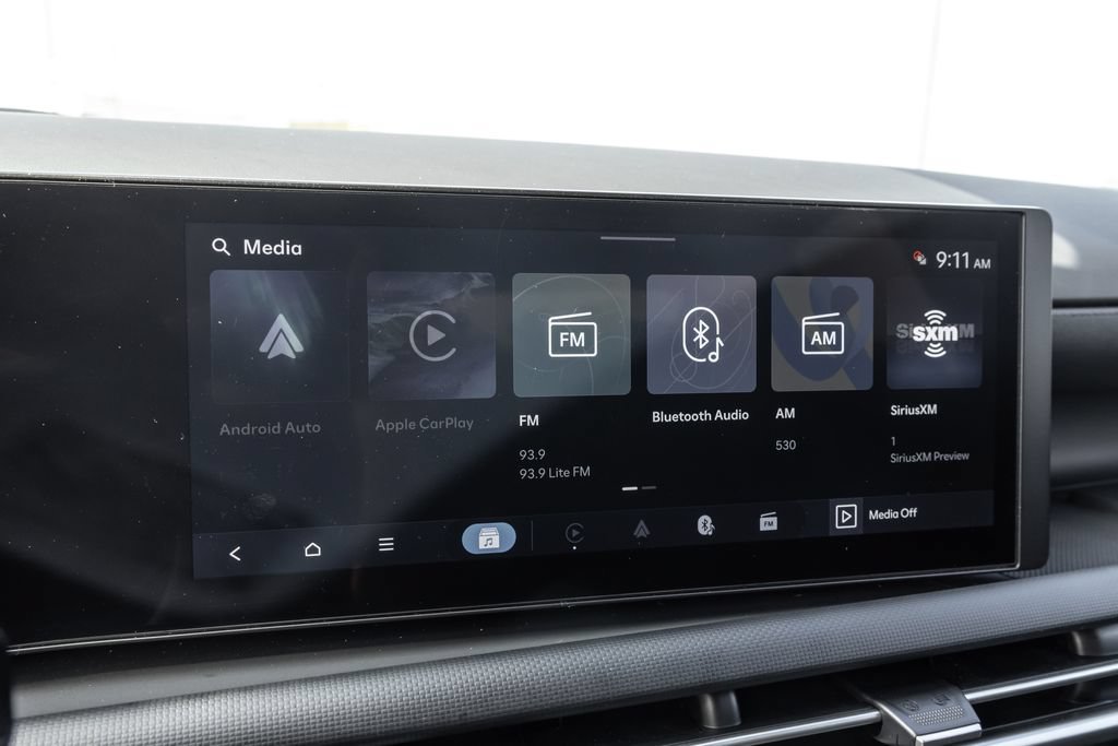 Certified 2025 Hyundai Santa Cruz SEL FWD image 16