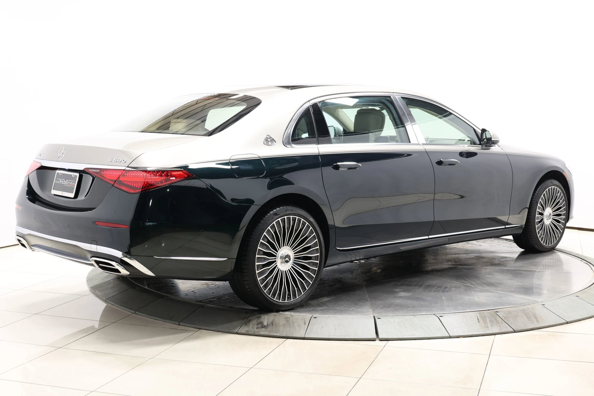 Used 2024 Mercedes-Benz Maybach S 580 4MATIC image 5