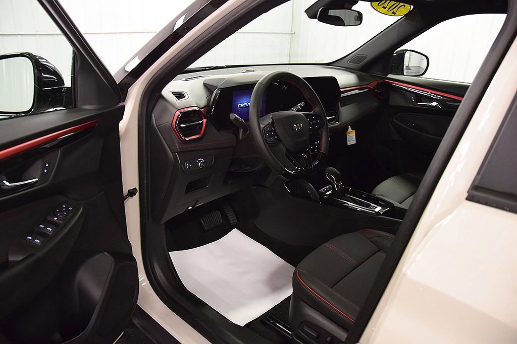 New 2026 Chevrolet TrailBlazer RS w/ Driver Confidence Package AWD/4WD image 14