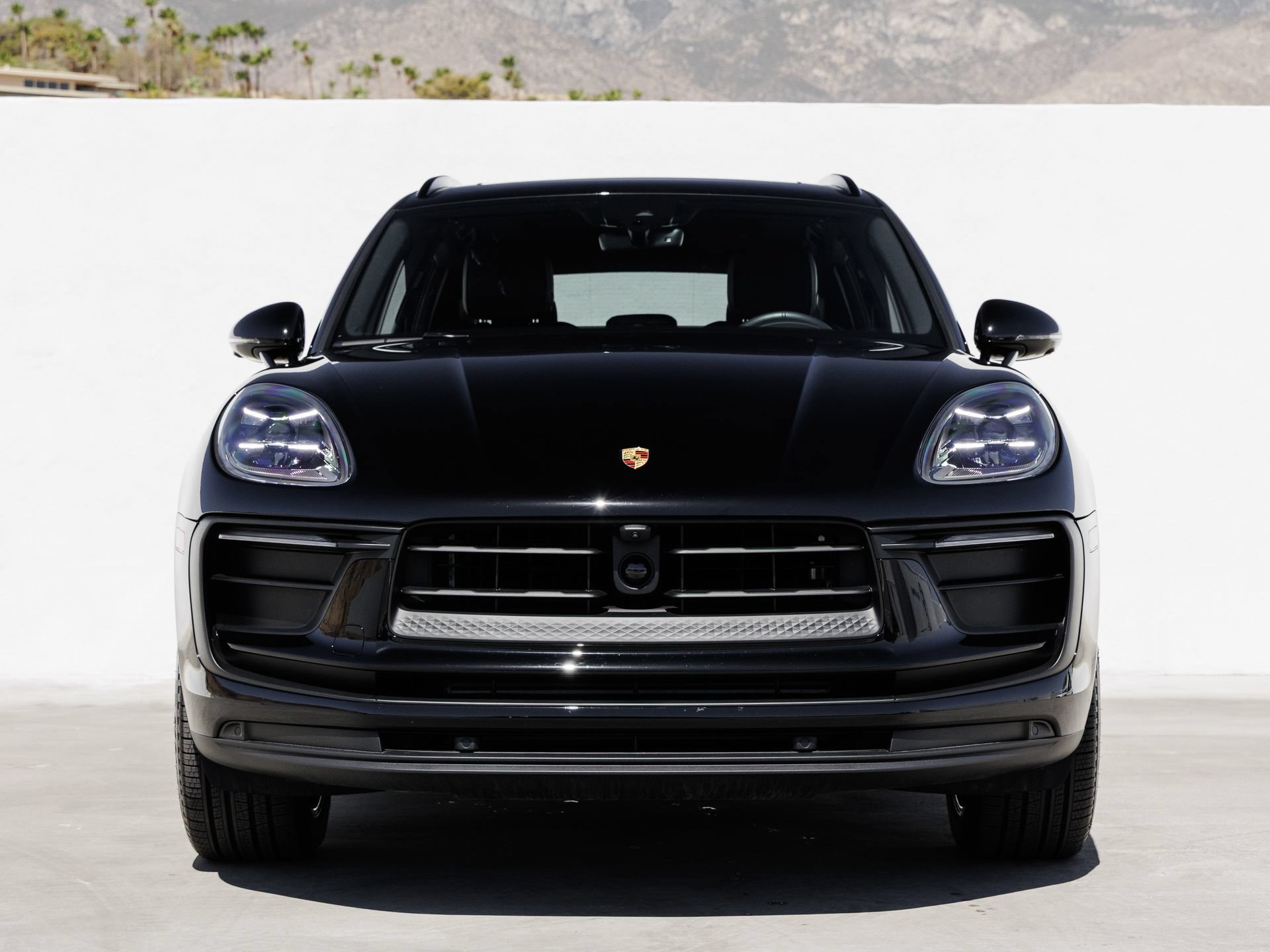 Certified 2026 Porsche Macan AWD/4WD image 10