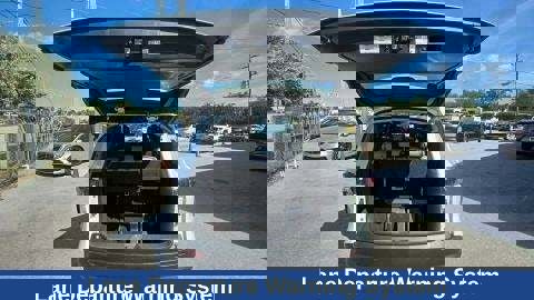 Used 2024 Toyota Sienna XLE FWD image 19