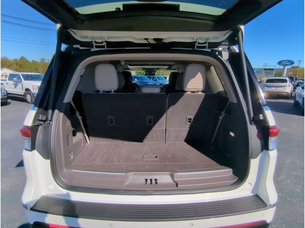 Used 2024 Lincoln Navigator Reserve image 23
