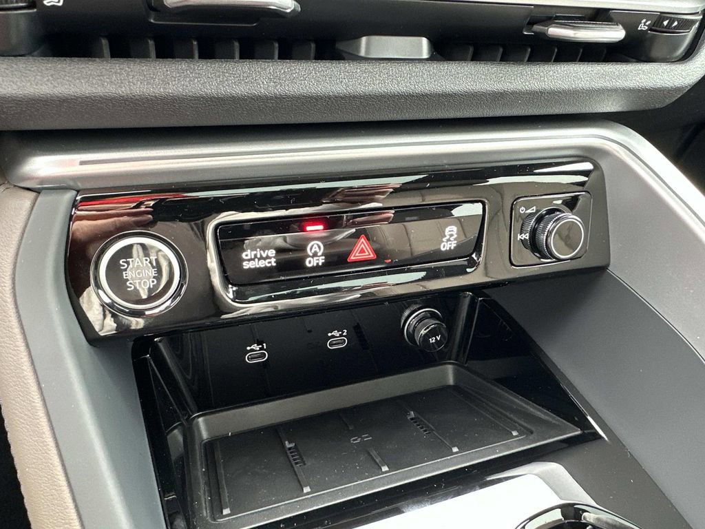 New 2025 Audi Q5 Premium image 21