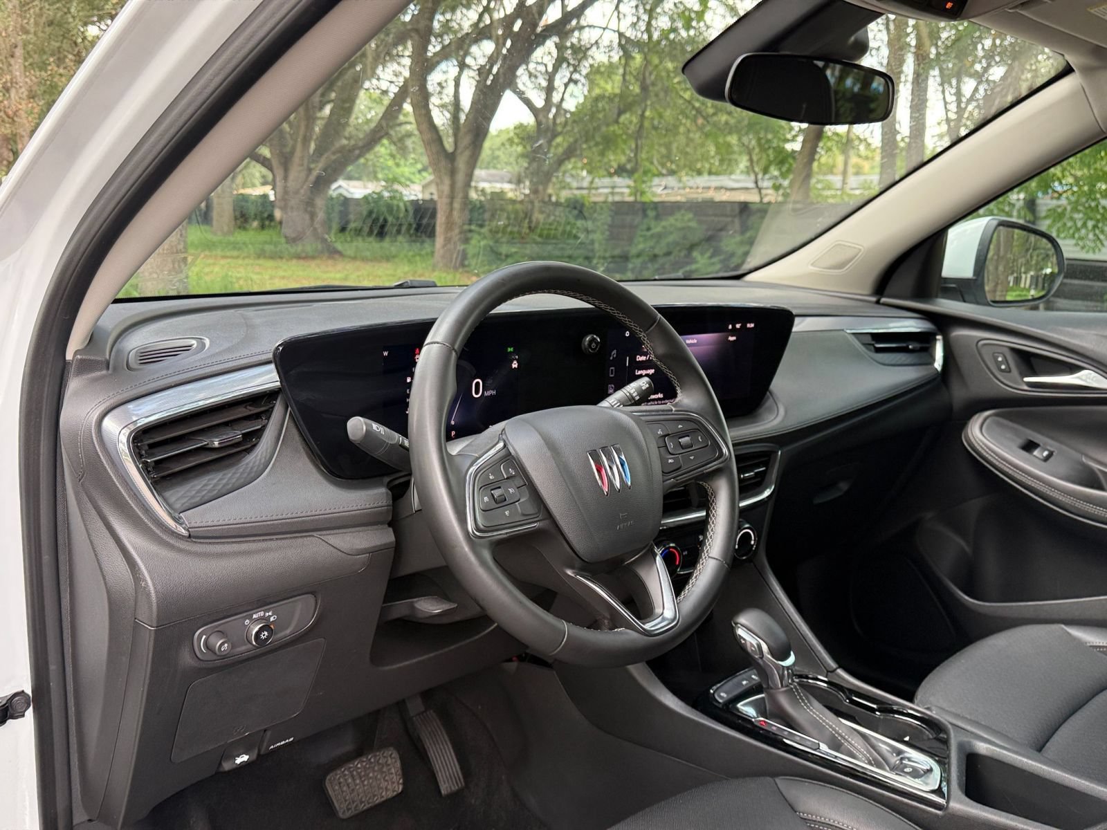 Used 2025 Buick Encore GX Preferred FWD image 31