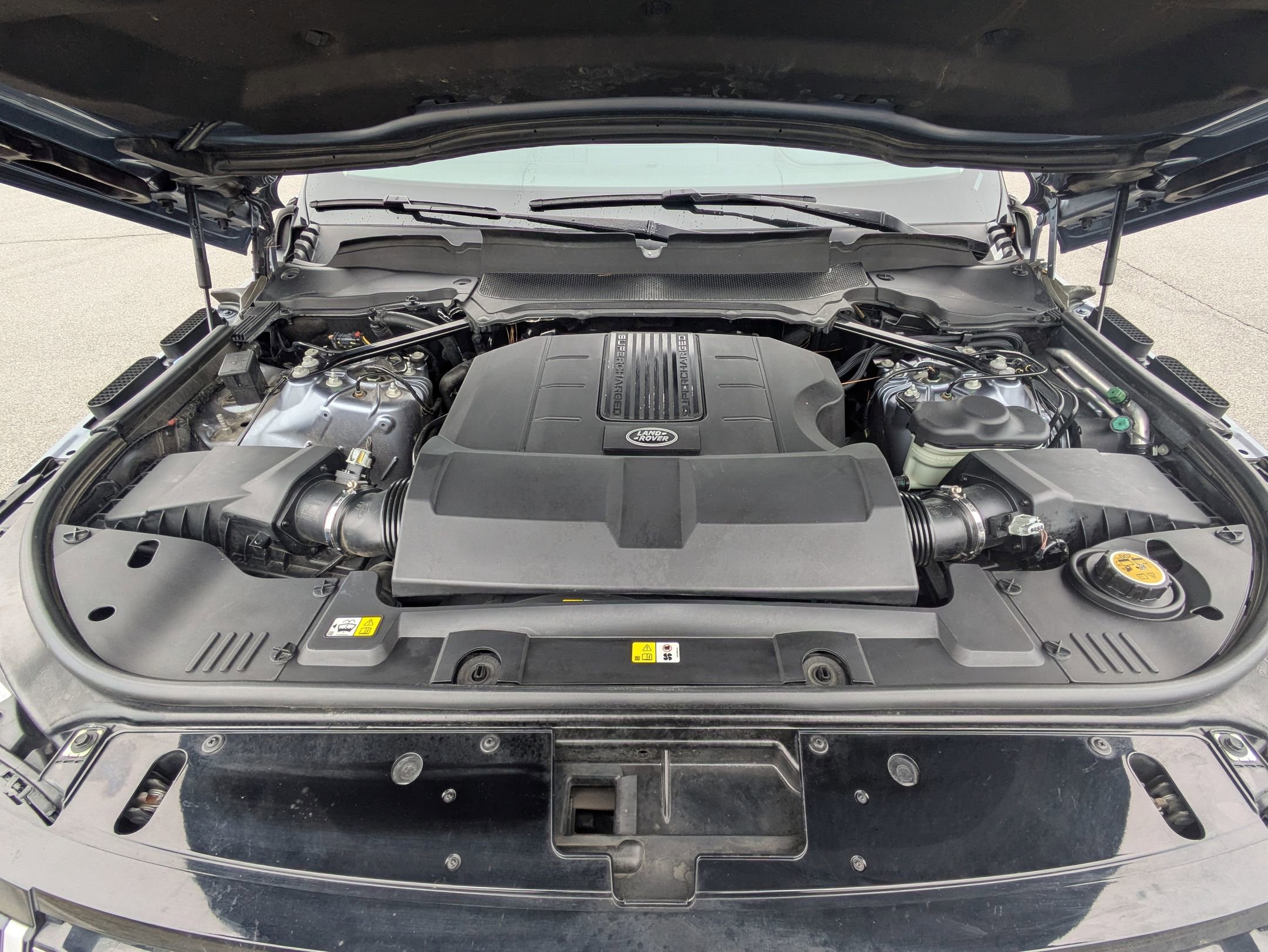 Used 2019 Land Rover Range Rover Long Wheelbase Supercharged image 31