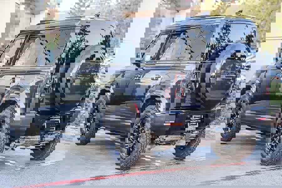 New 2026 Land Rover Defender 110 S image 8