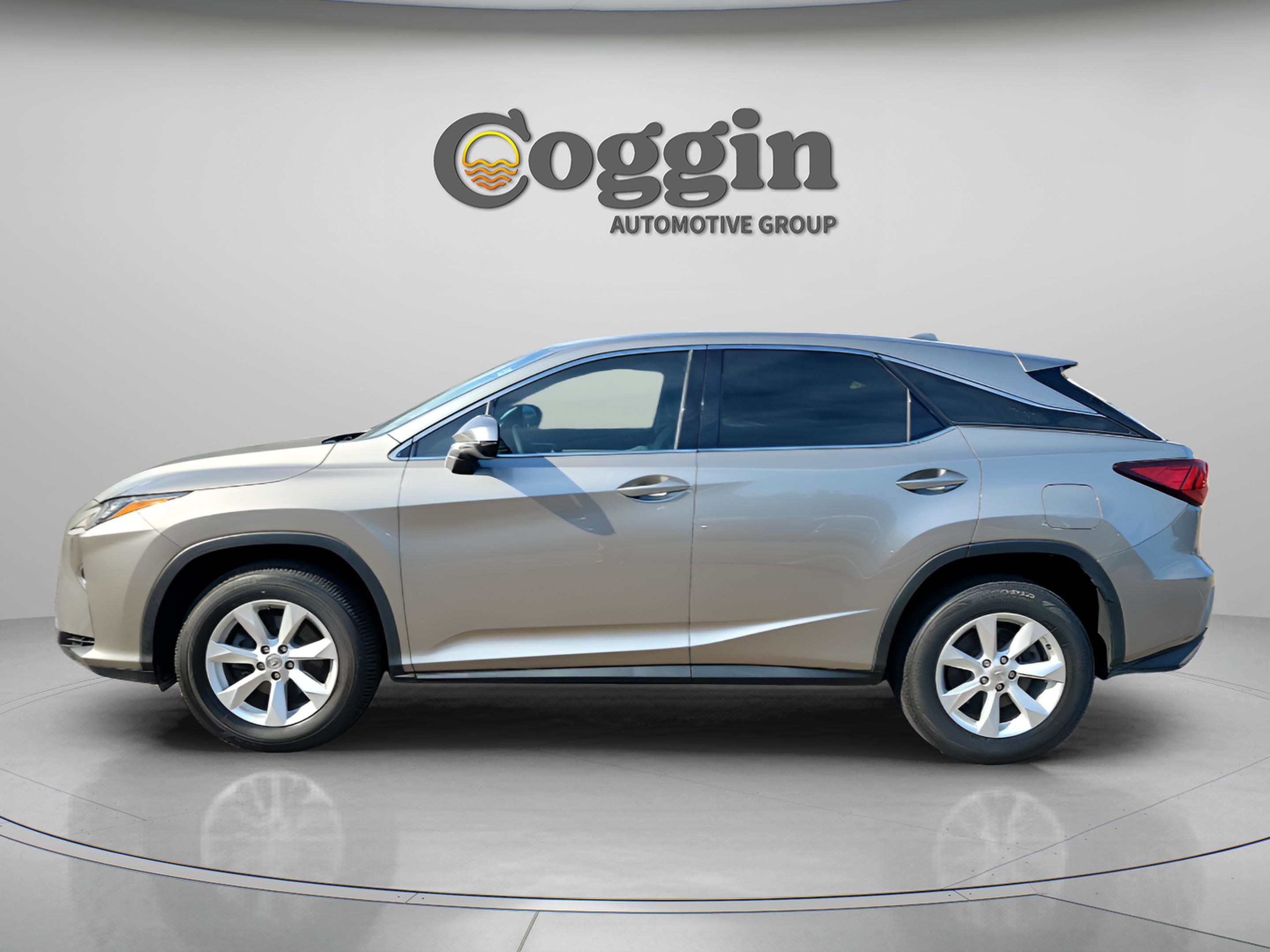 Used 2017 Lexus RX 350 FWD image 3