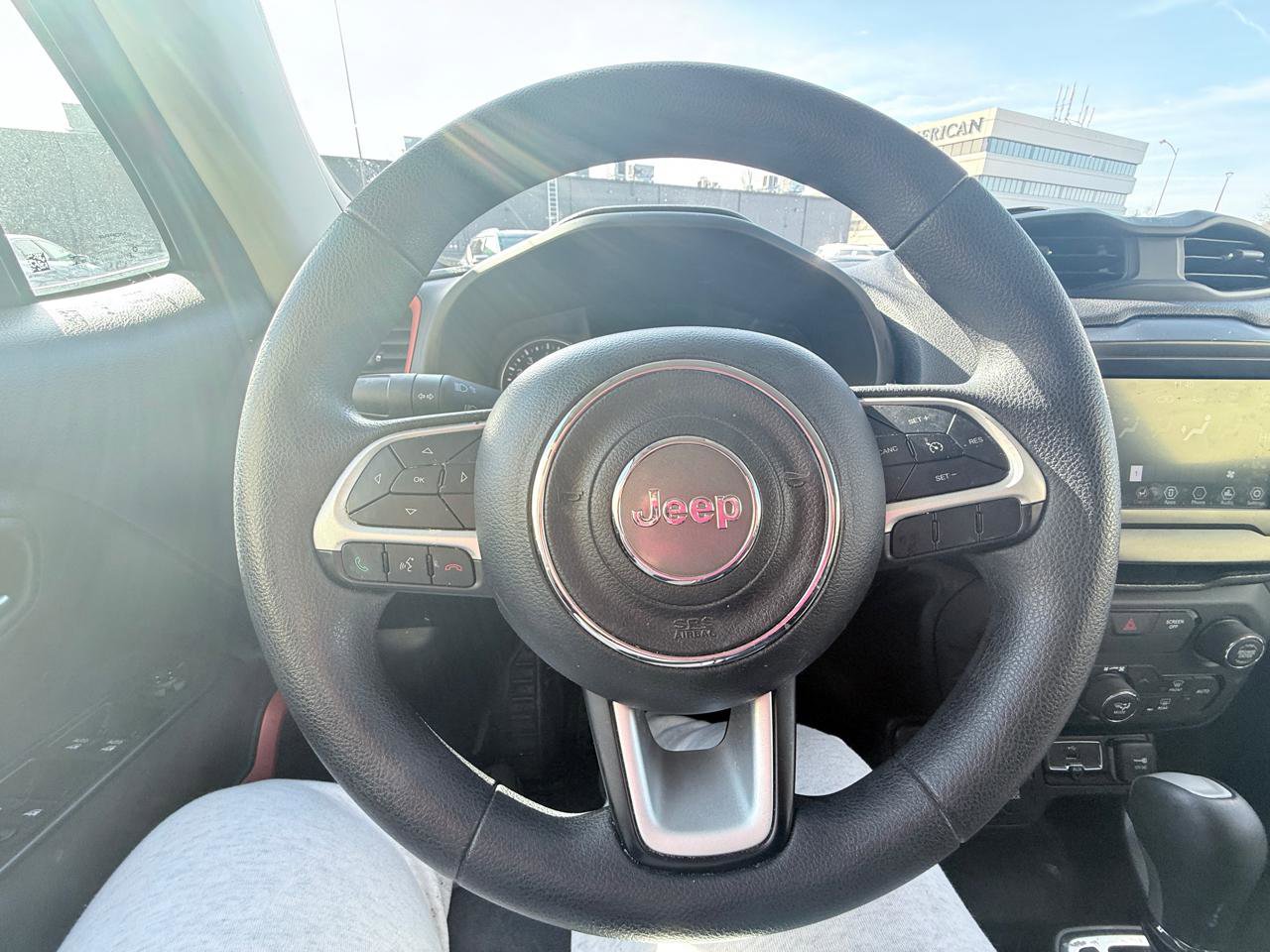 Used 2018 Jeep Renegade Sport w/ Power & Air Group image 14