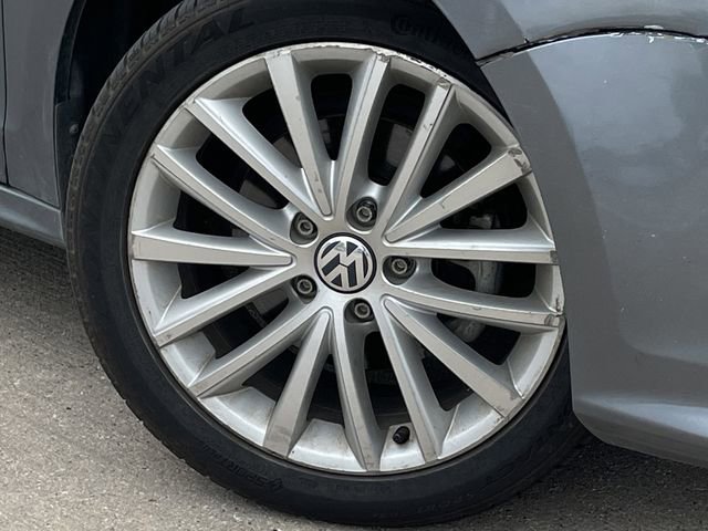 Used 2015 Volkswagen Jetta SE FWD image 9