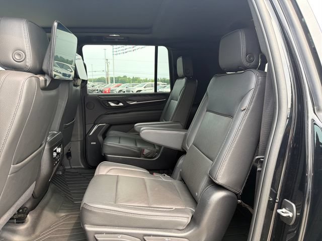 Used 2024 GMC Yukon XL Denali w/ Denali Reserve Package AWD/4WD image 38