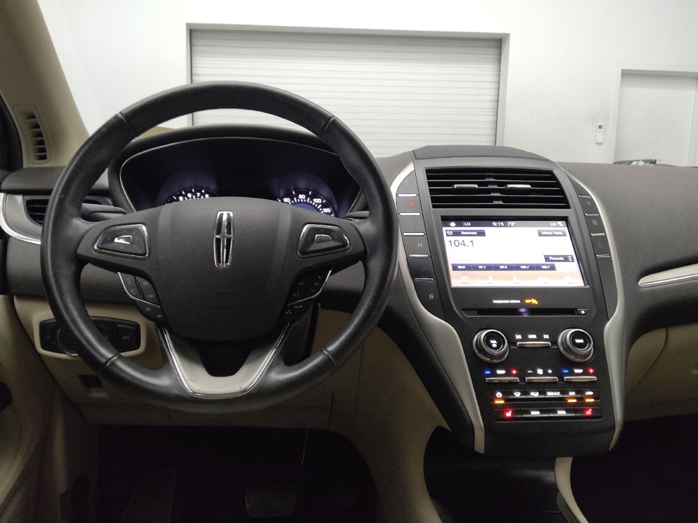 Used 2017 Lincoln MKC Premiere FWD image 22