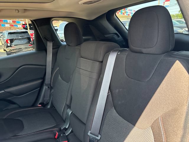 Used 2016 Jeep Cherokee 75th Anniversary AWD/4WD image 23