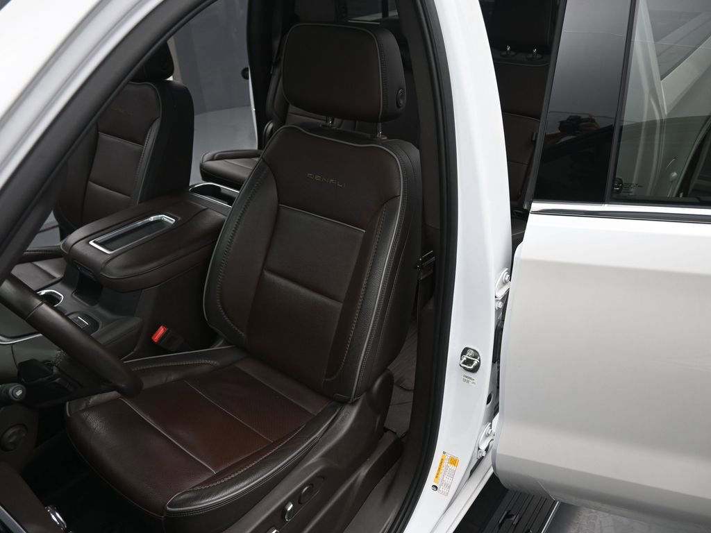 Used 2022 GMC Sierra 1500 Denali w/ Denali Reserve Package image 11