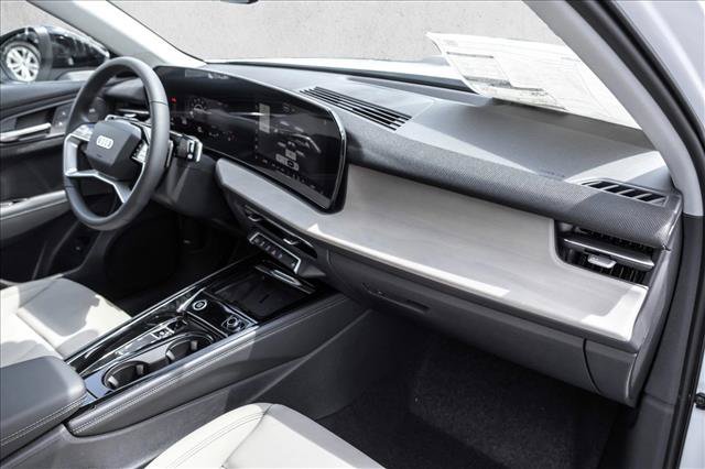New 2026 Audi Q3 quattro 2.0T AWD/4WD image 24